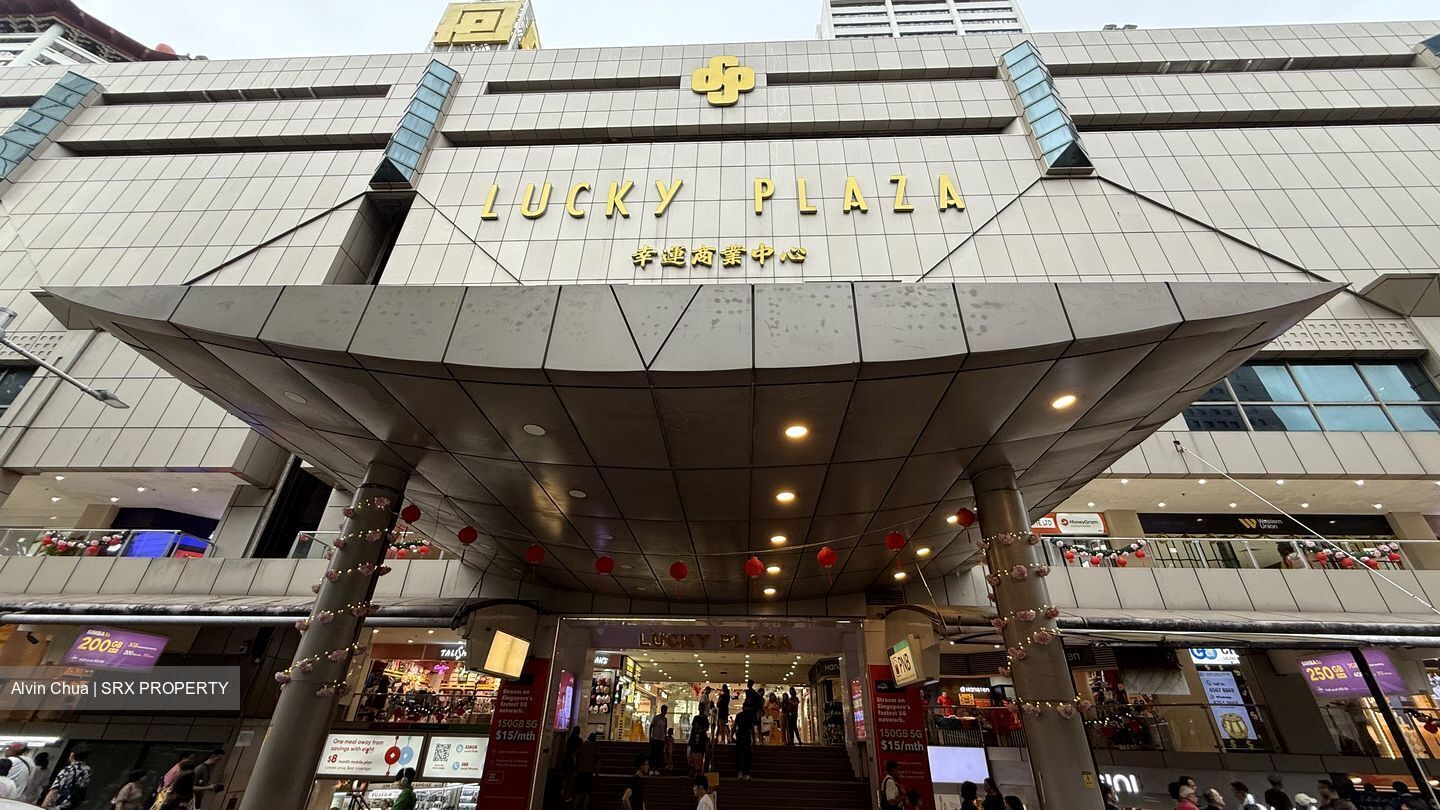 Lucky Plaza (D9), Retail #476289531